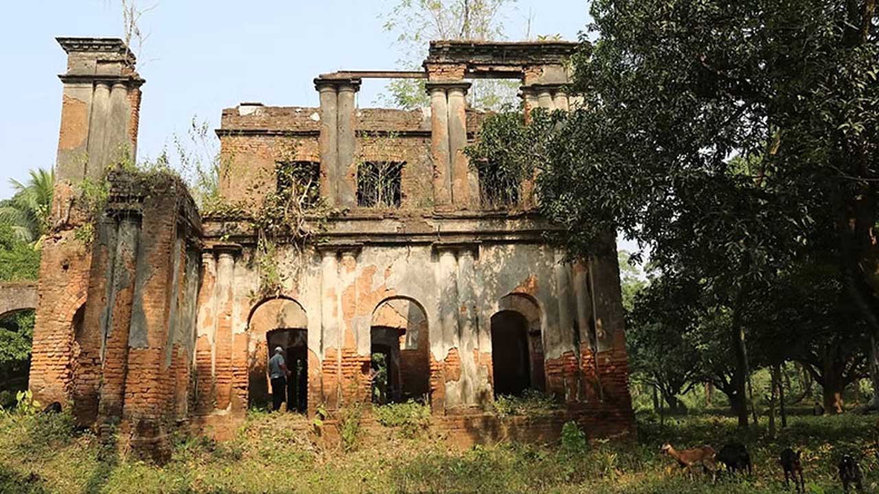বাংলার বুকে শোষণের দাগ
