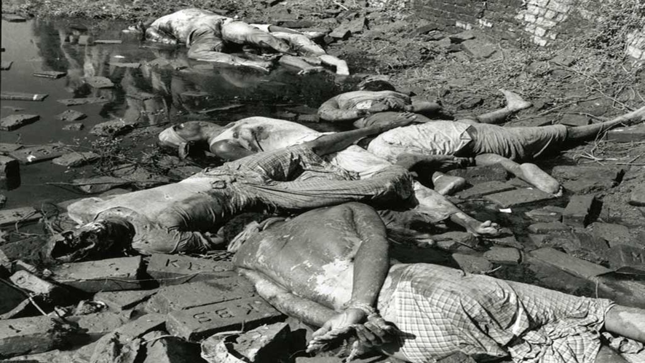 হবিগঞ্জের চুনারুঘাটে খোয়াই নদীর পাড়ে নির্মম গণহত্যা