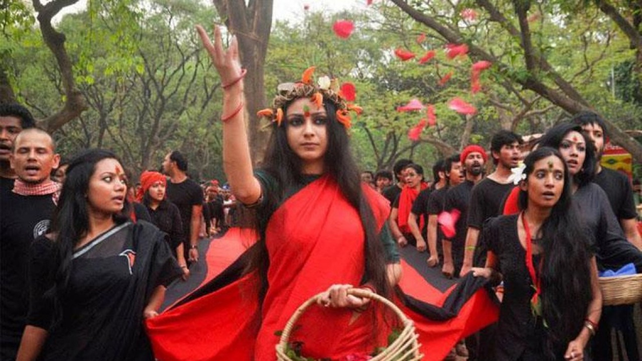 ২৫শে মার্চের কালরাত্রি স্মরণে প্রাচ্যনাটের ‘লালযাত্রা’